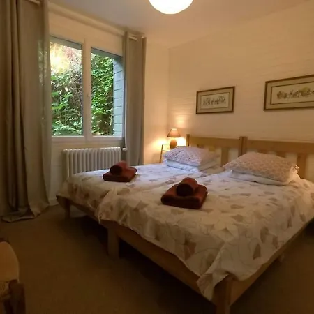 Lovely House By The Rance River, Near Dinan Port *